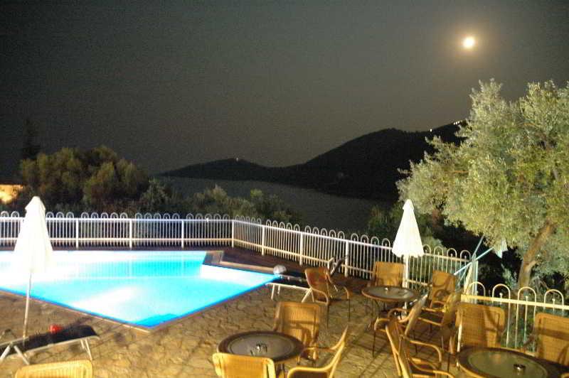 Rouda Bay Hotel Микрос-Гиалос Экстерьер фото