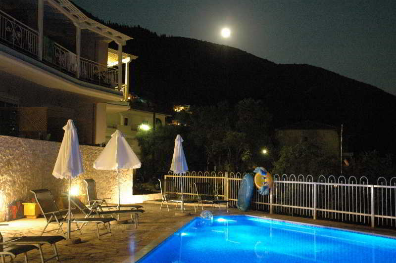 Rouda Bay Hotel Микрос-Гиалос Экстерьер фото
